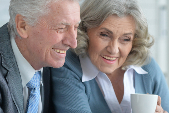 Frau und Mann im rentenfähigen Alter